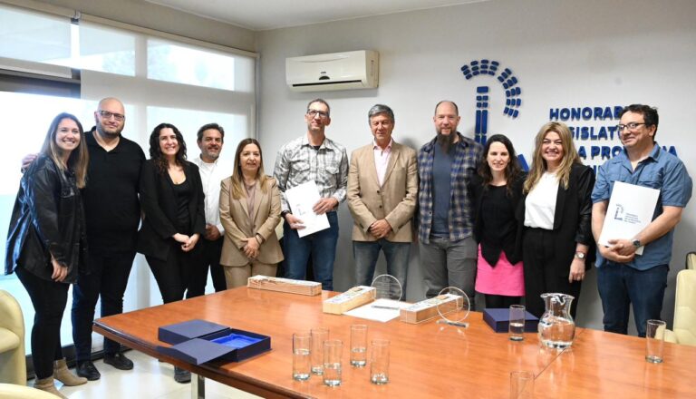 La Legislatura del Chubut reconoció a investigadores que participaron en expedición internacional en el Atlántico
